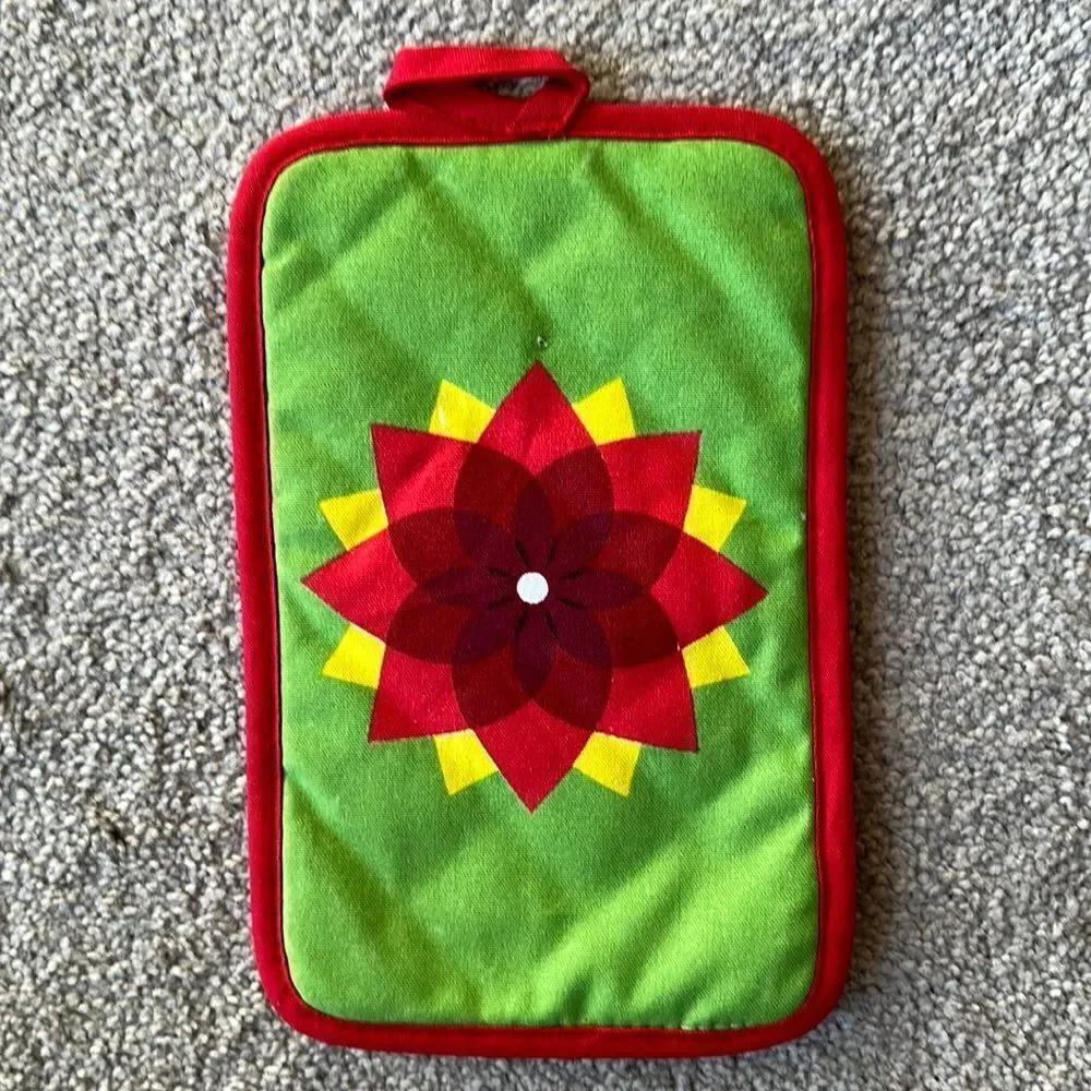 Poinsettia Potholder!